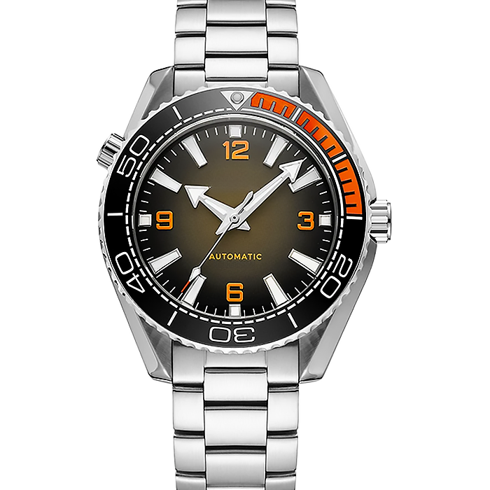 Ultra Diver Planet Ocean 43.5mm - 02